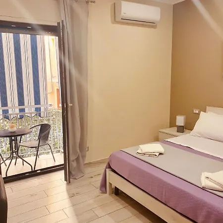 Pensión Yourhome - La Perfetta Rooms&spa