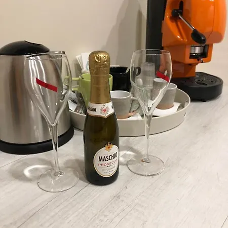 Yourhome - La Perfetta Rooms&spa Pensión Meta