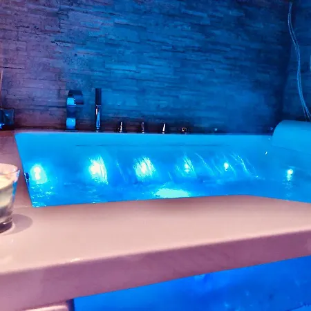 Pensión Yourhome - La Perfetta Rooms&spa 4*