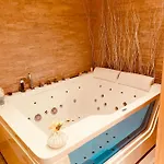 Yourhome - La Perfetta Rooms&spa 4*
