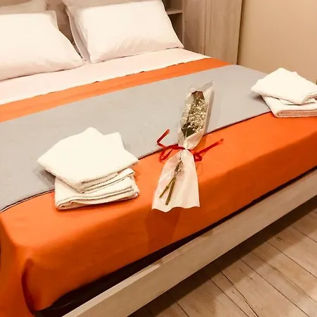Yourhome - La Perfetta Rooms&spa * Meta