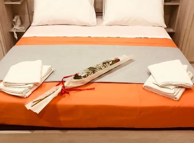 Guest house Yourhome - La Perfetta Rooms&spa Meta