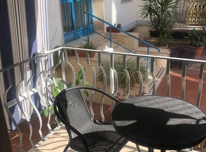 Guest house Yourhome - La Perfetta Rooms&spa Meta